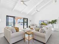 House 2876754379
