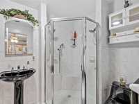 House 2729163213