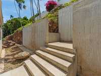 House 2733070017