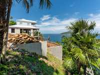 House 2733070318