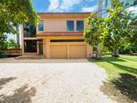 House 2735481996