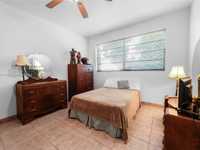 House 2735482067