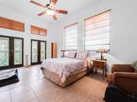 House 2735482084