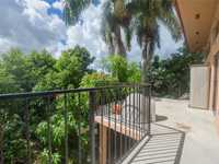 House 2735482160