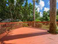 House 2735482227