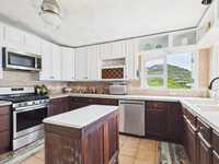 House 2735756938
