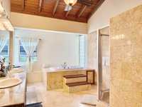 House 2737439085