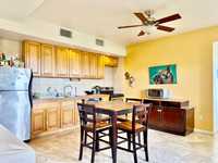 House 2737439427