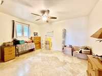 House 2737439553