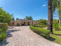 House 2744301070