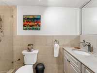House 2744301216