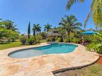 House 2744301241