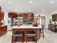 House 2744301095