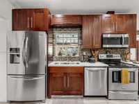 House 2744301097
