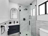 House 2740932945