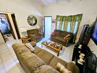 House 2744554521