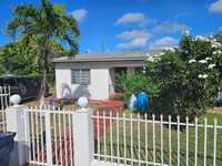 House 2744554576