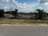 House 2745994934