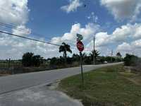 House 2745995032