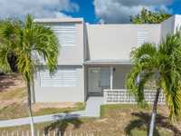 House 2749053817