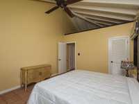 House 2750799496