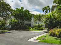 House 2750798832