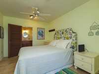House 2755277477