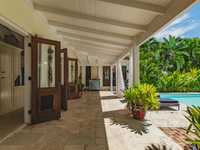 House 2755276285