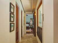 House 2755276873