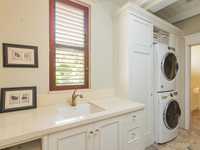 House 2755277038