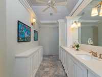 House 2755277057