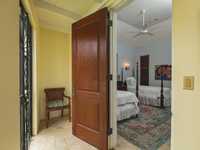 House 2755277166