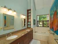 House 2755277398