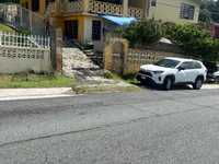 House 2759932128