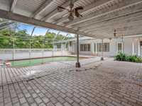 House 2792710723