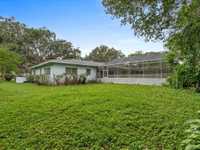 House 2792710743