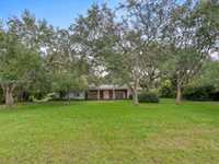 House 2792710745