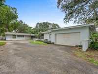 House 2792710761