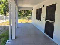 House 2775368960