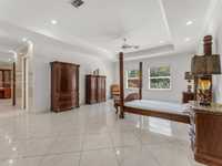 House 2775724500