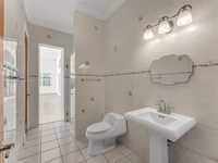 House 2775724585