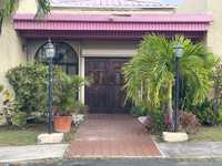 House 2777318819