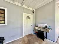 House 2807855084