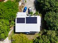 House 2807855244
