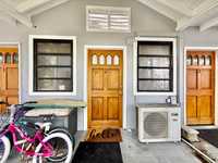 House 2807857564