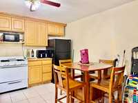 House 2807857680
