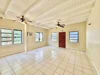 House 2807857726