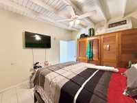 House 2807857744