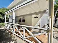 House 2807857751
