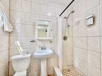House 2807857760